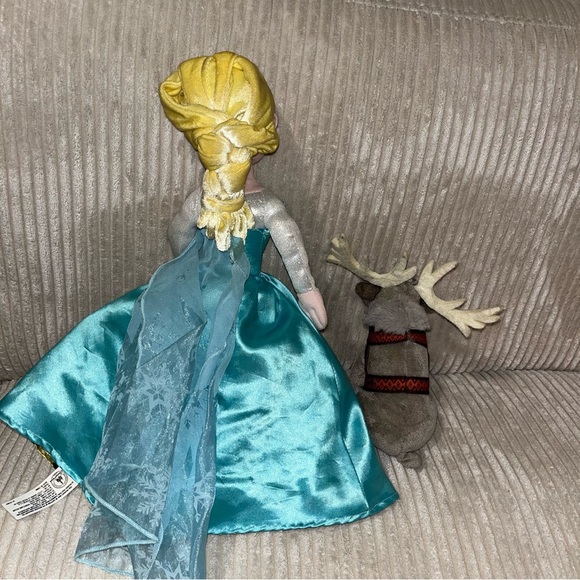 Disney frozen 16” flippable Elsa Anna plush doll 7” Sven - Picture 4 of 6